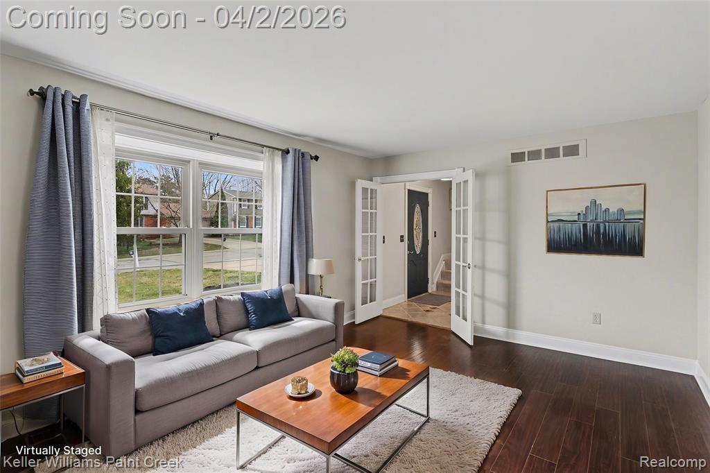 893 Dressler Lane Rochester Hills, MI 48307 - Photo 3 of 32 Gallery Image 3