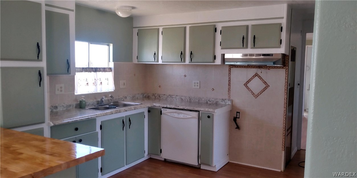 307 South Hope Road Golden Valley, AZ 86413 - Photo 18 of 40