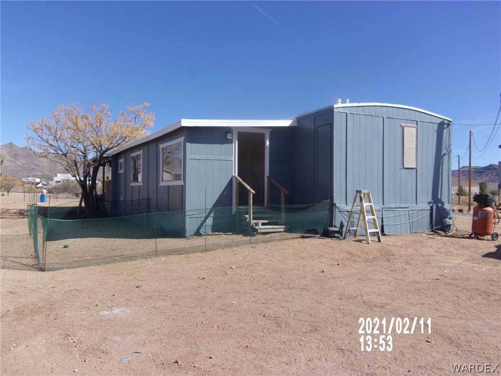 307 South Hope Road Golden Valley, AZ 86413 - Photo 10 of 40