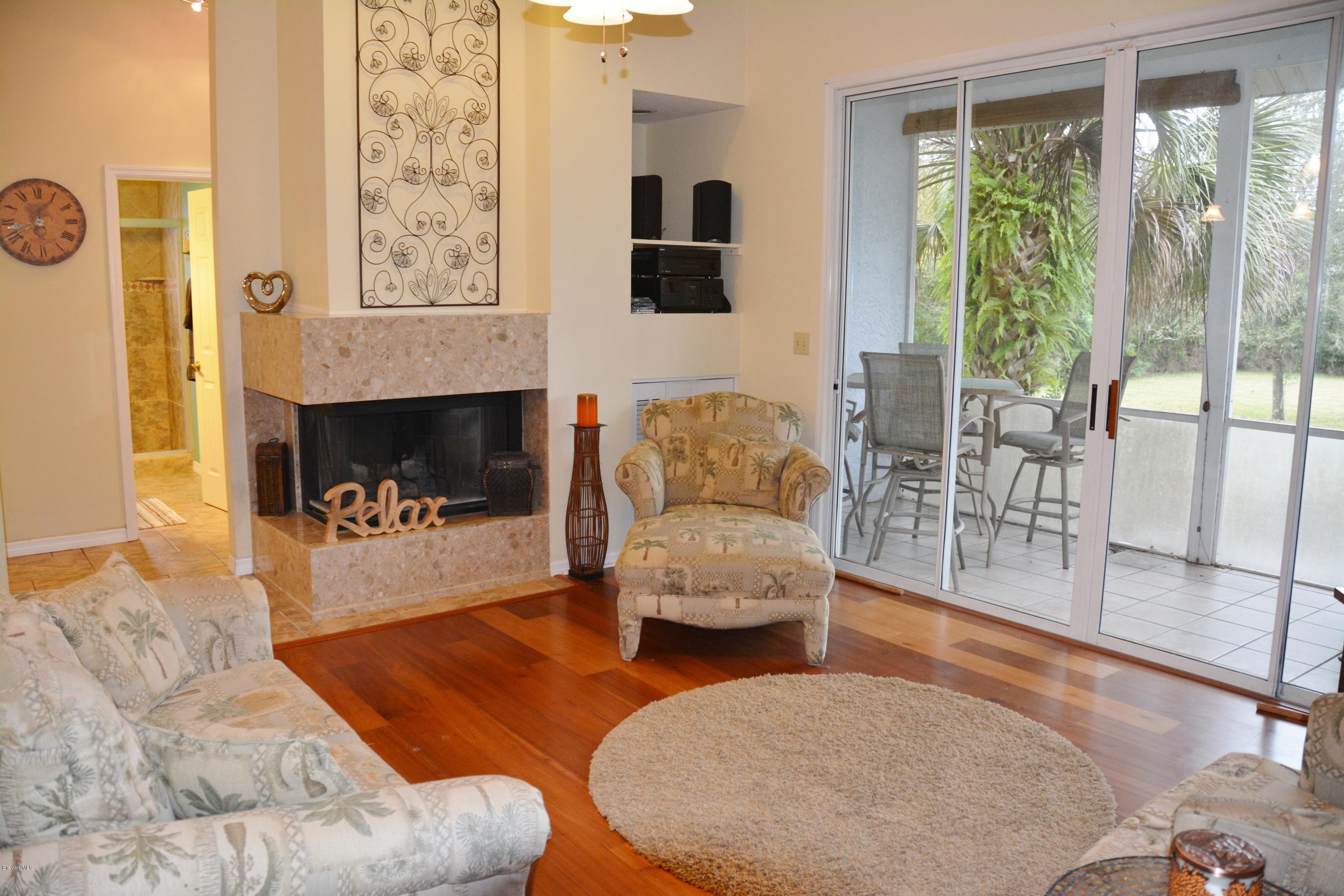 4533 Canard Road Melbourne, FL 32934 - Photo 3 of 38 Family Room
