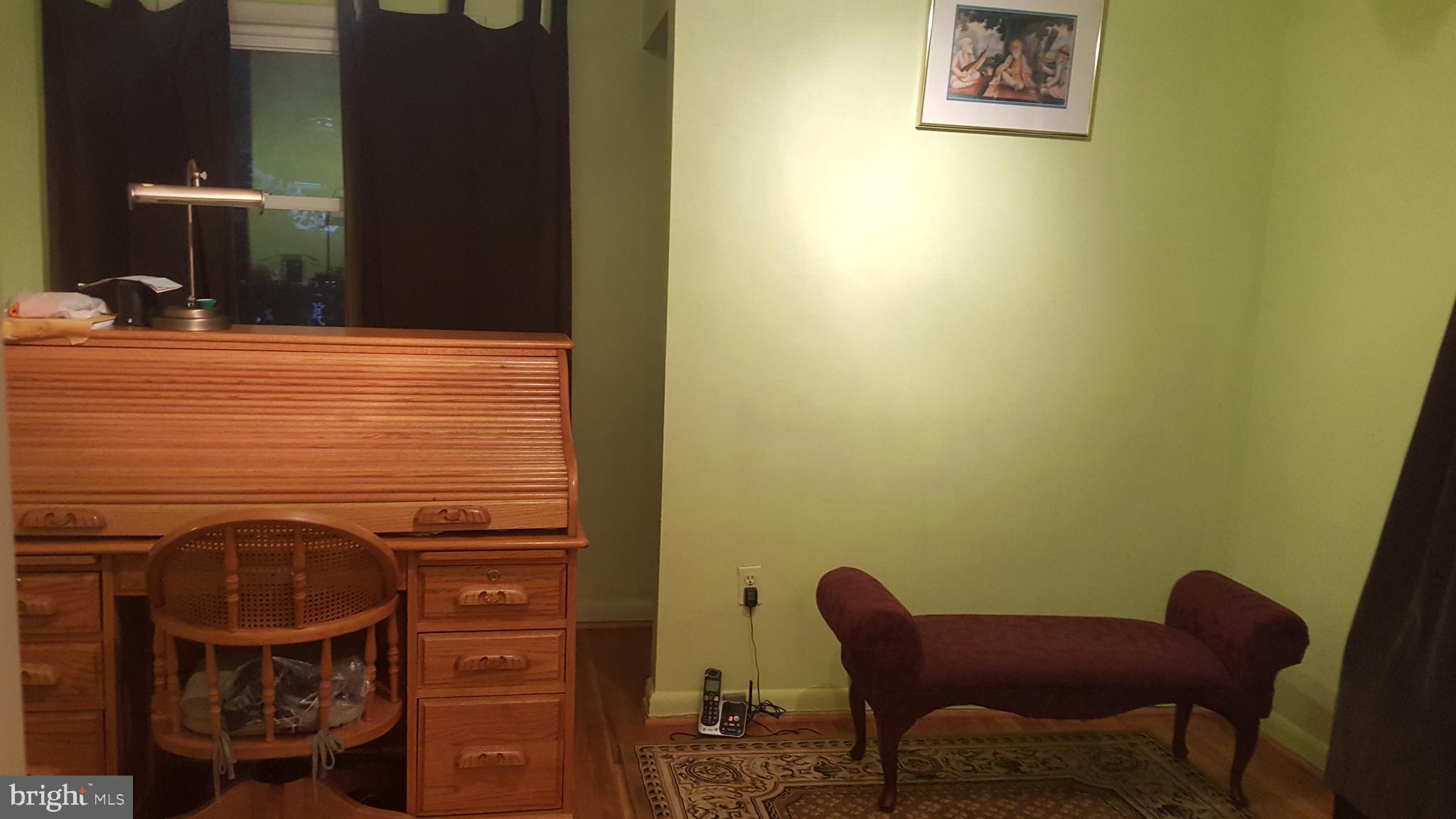 6216 Stoneham Road Bethesda, MD 20817 - Photo 33 of 41 Bedroom #3