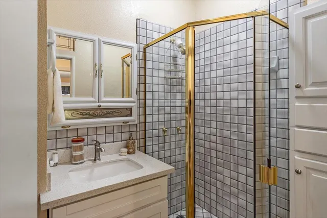 $1,900,000 | 22187 Old Santa Cruz Highway, Los Gatos, CA 95033