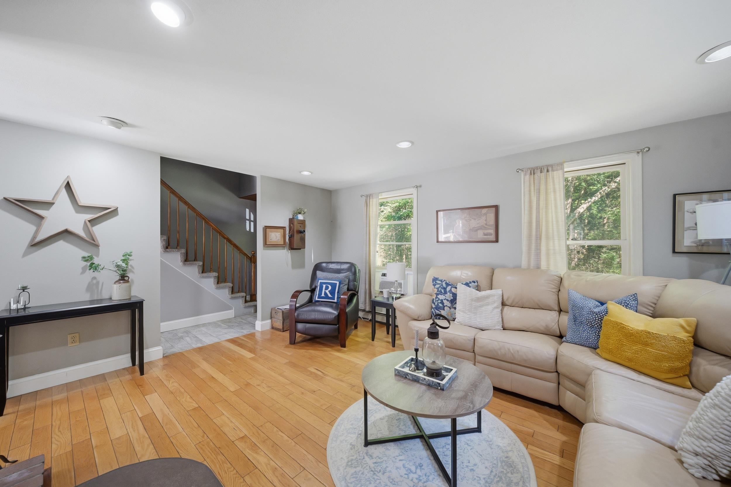21 Stoney Brook Road Bow, NH 03304 - Photo 5 of 52 Gallery Image 5