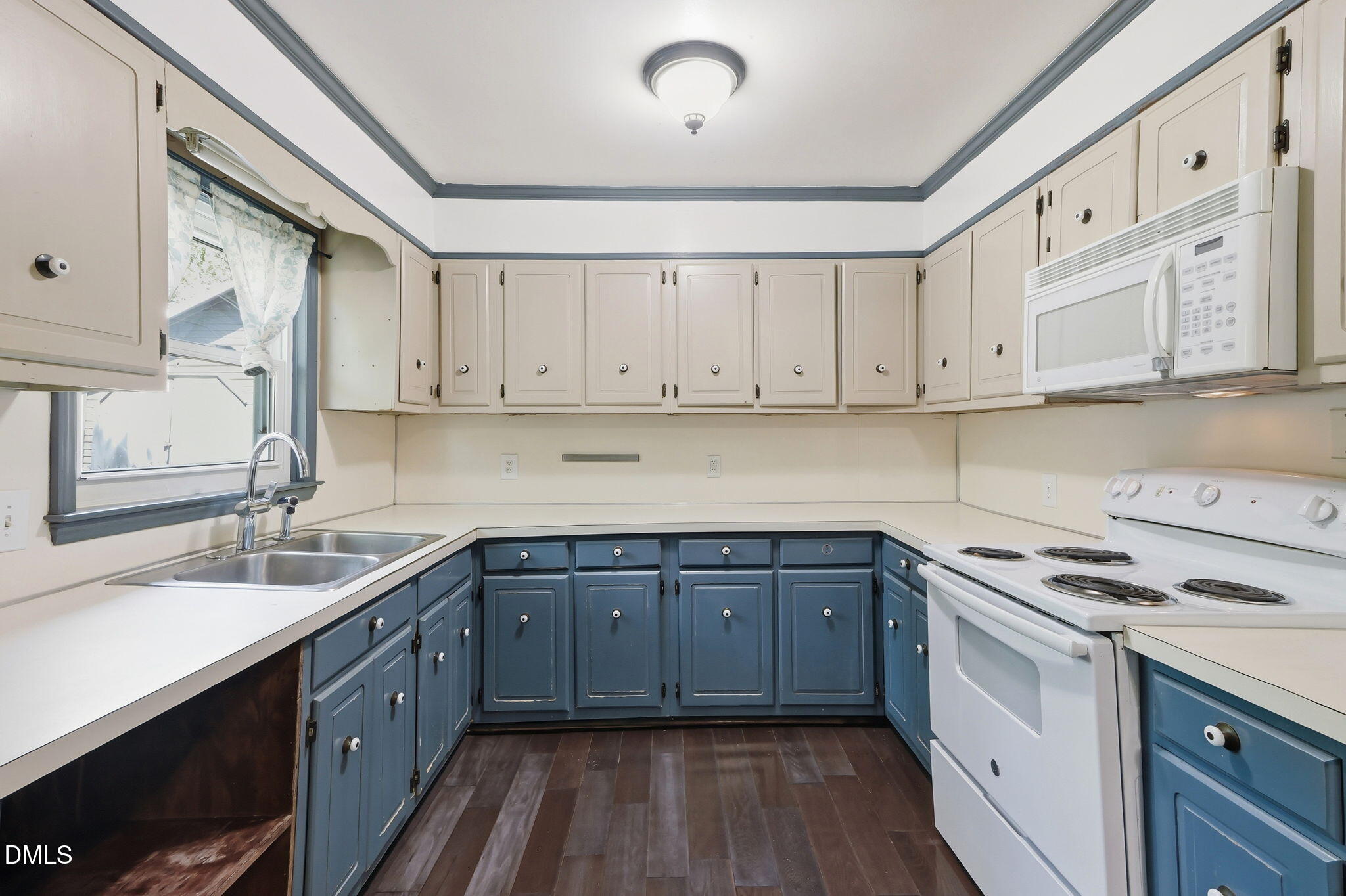 1911 Watson Road Durham, NC 27704 - Photo 6 of 29