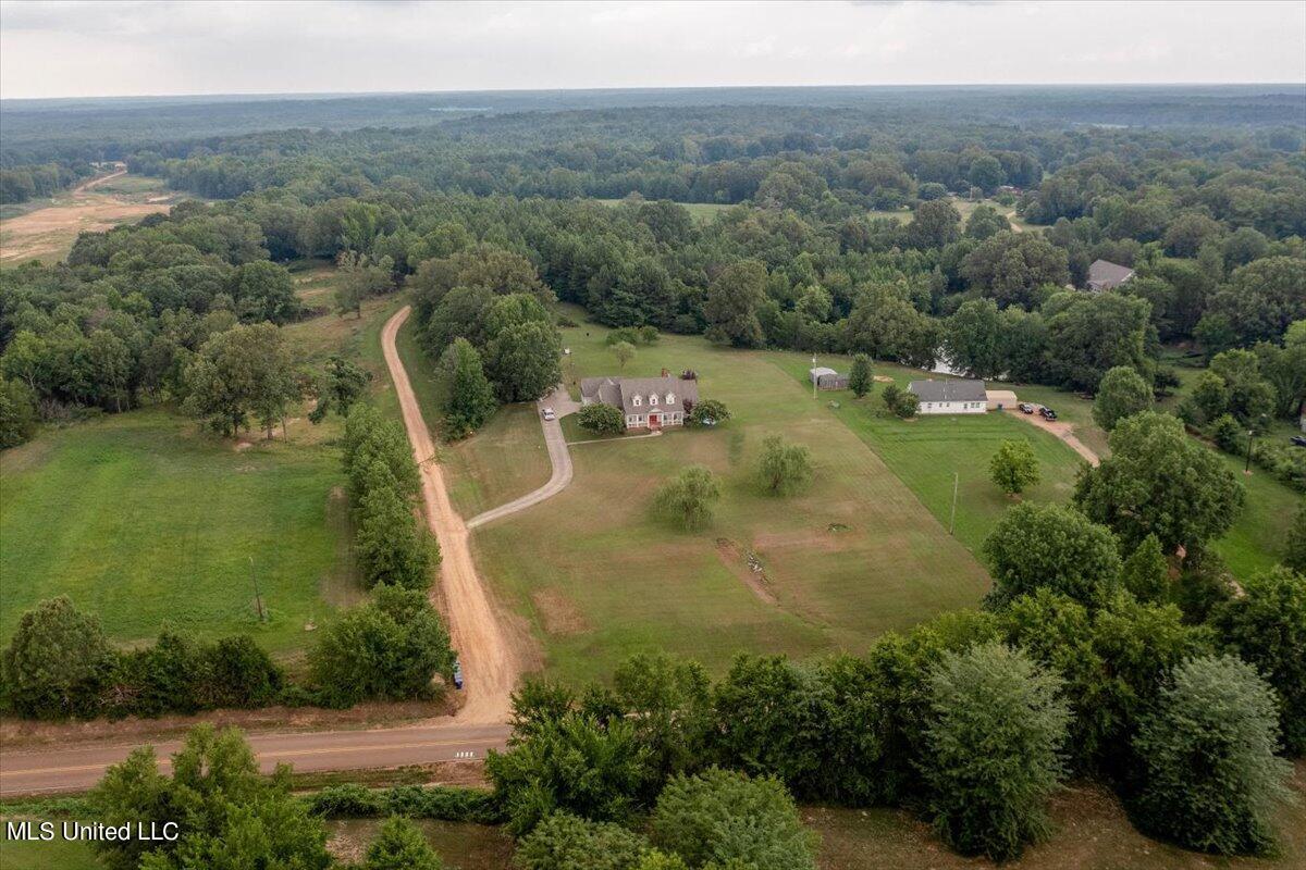 7340 Alphaba Road Coldwater, MS 38618 - Photo 3 of 46 03-Aerial Front