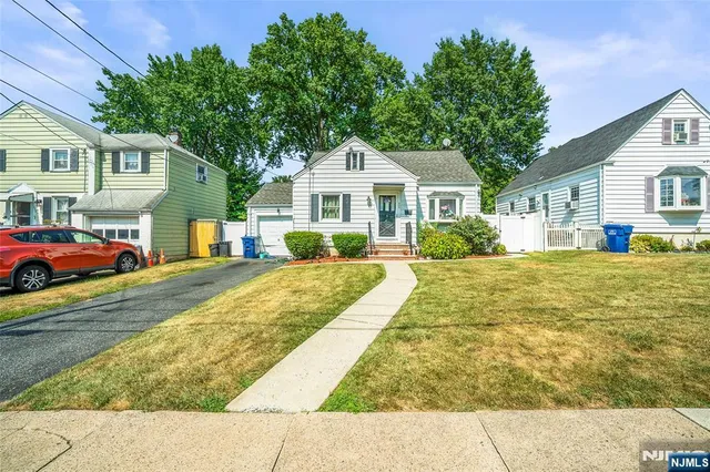 $499,000 | 448 Sutton Avenue, Hackensack, NJ 07601