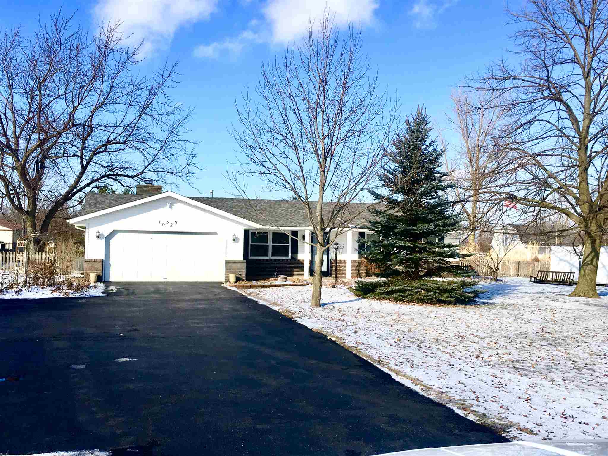 10525 Eby Road Fort Wayne, IN 46835 - Photo 1 of 24