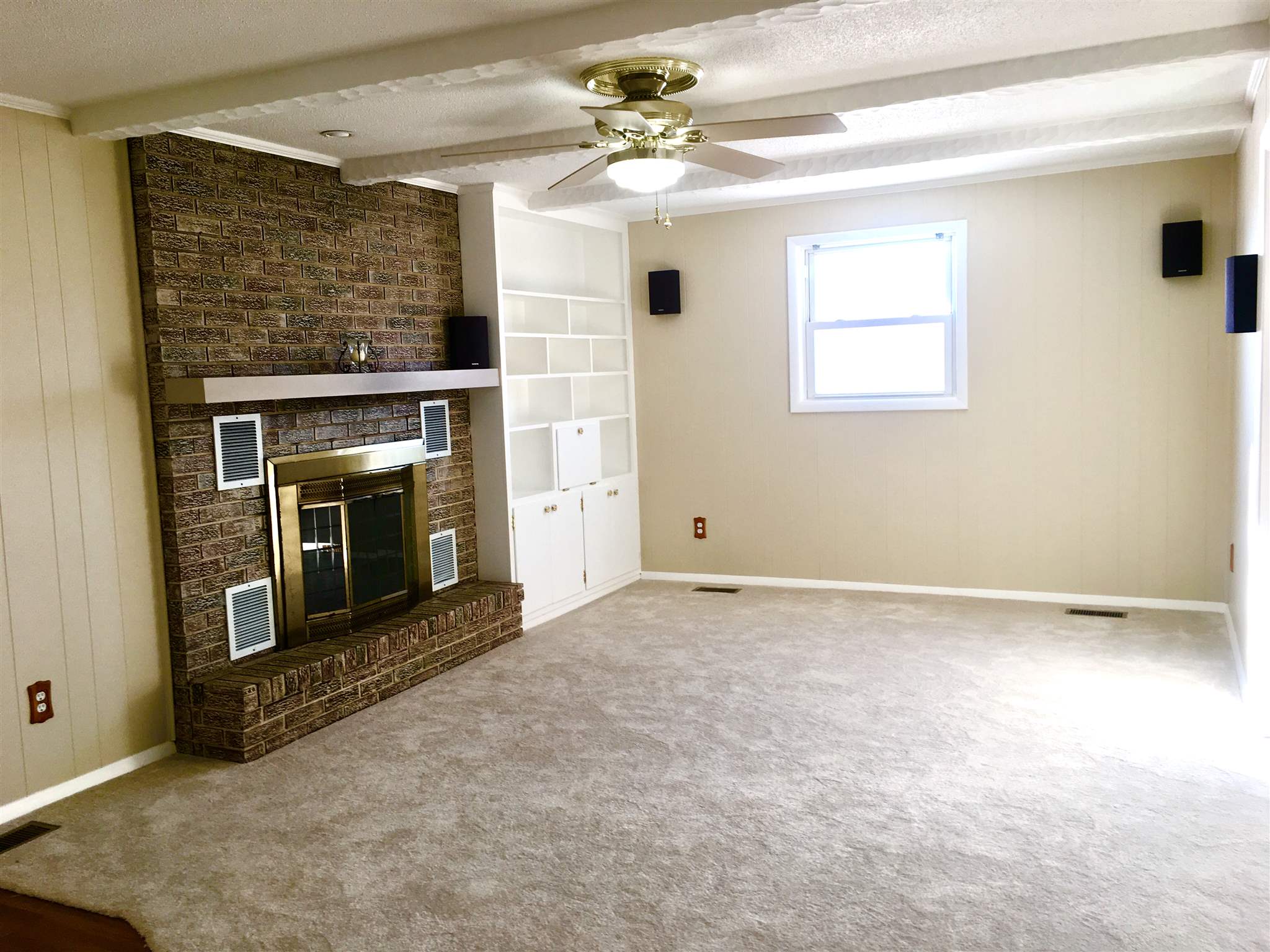 10525 Eby Road Fort Wayne, IN 46835 - Photo 5 of 24