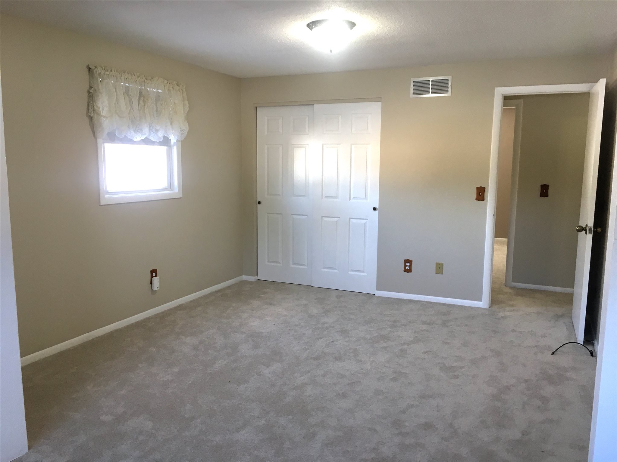 10525 Eby Road Fort Wayne, IN 46835 - Photo 10 of 24