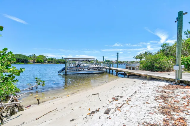 $1,649,000 | 19277 West Indies Lane, Tequesta, FL 33469