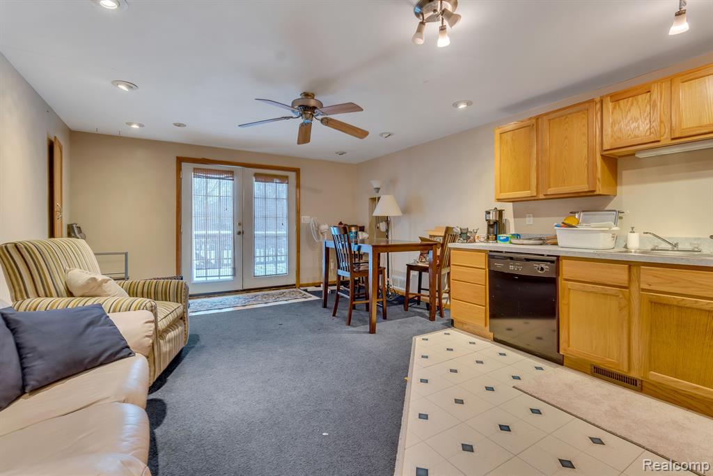 2379 Grove Park Road Fenton, MI 48430 - Photo 41 of 56