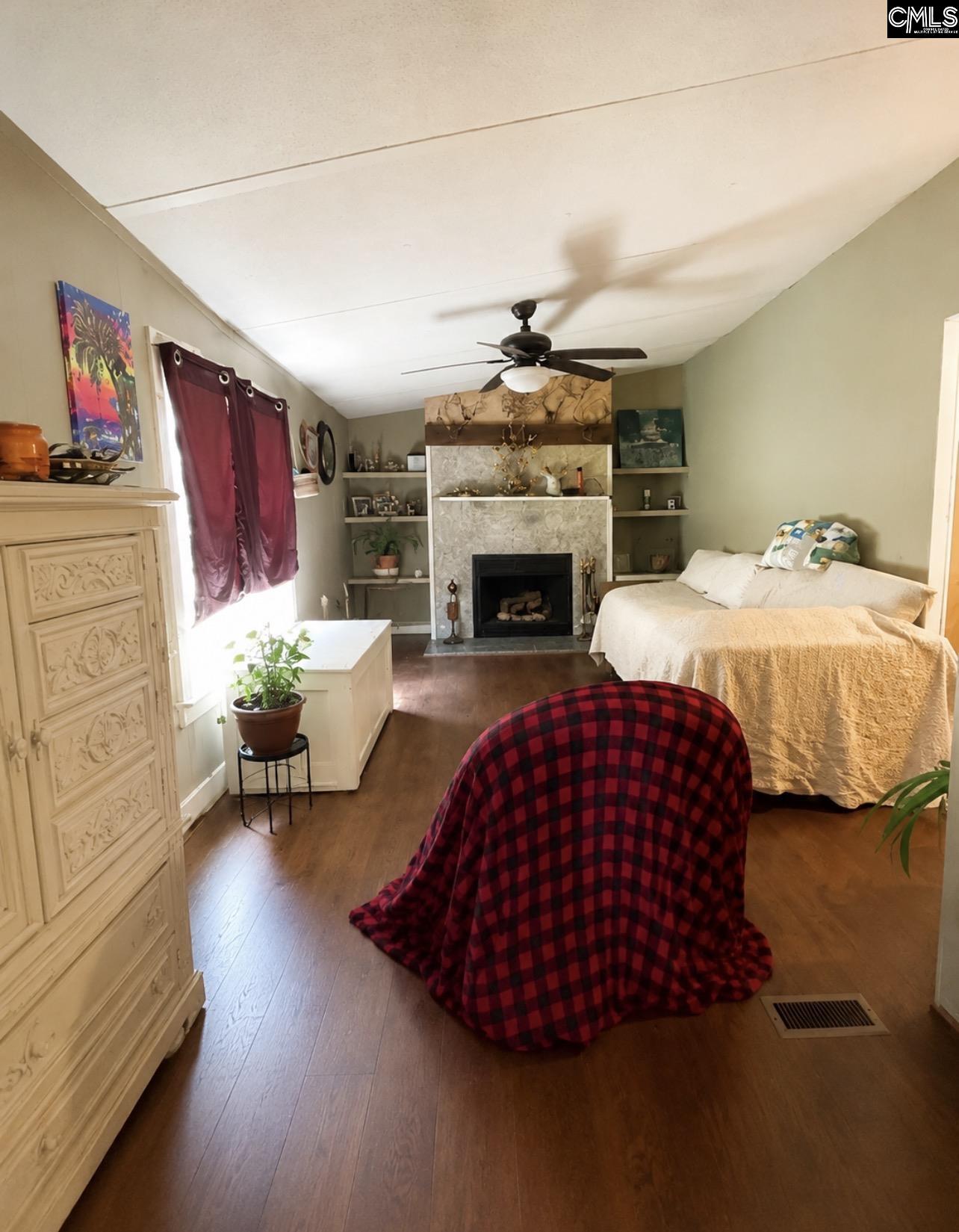 187 Ellexlee Road Santee, SC 29142 - Photo 3 of 18