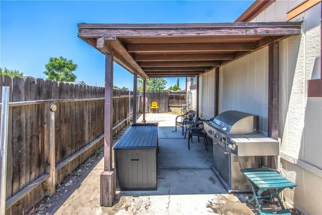 $165,000 | 7717 Church Avenue, Unit 160, Highland, CA 92346