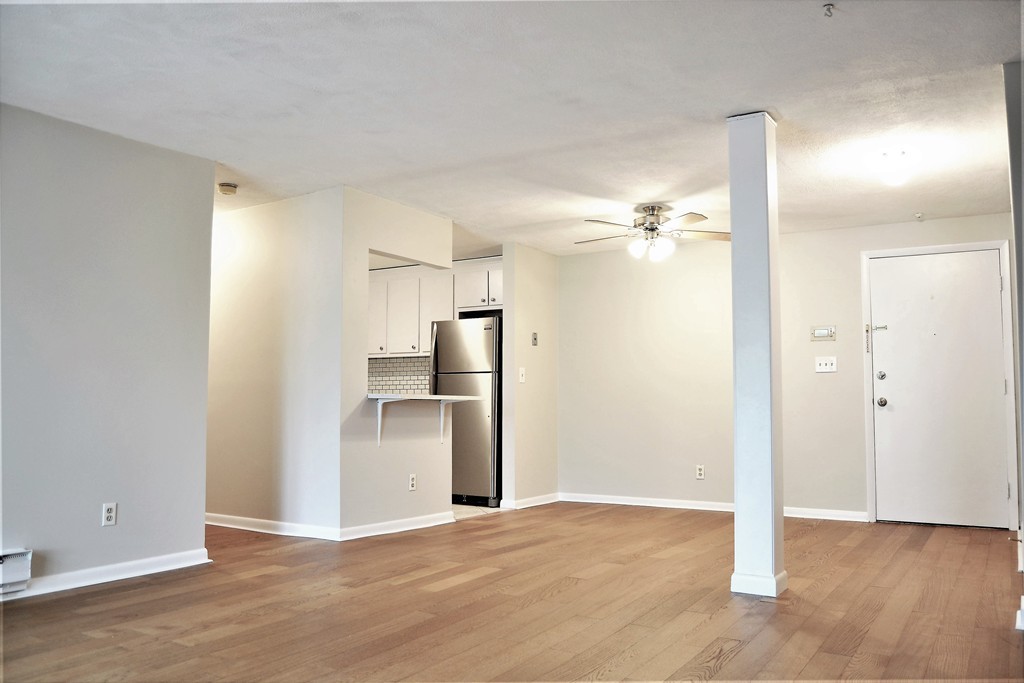 11 Riverside Avenue, Unit 212 Danvers, MA 01923 - Photo 3 of 13 Gallery Image 3