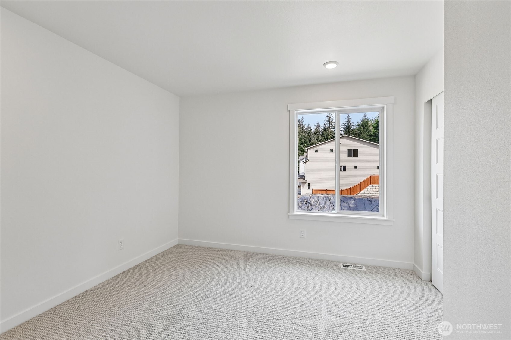 24319 13 Avenue Southeast, Unit CR21 Bothell, WA 98021 - Photo 37 of 39