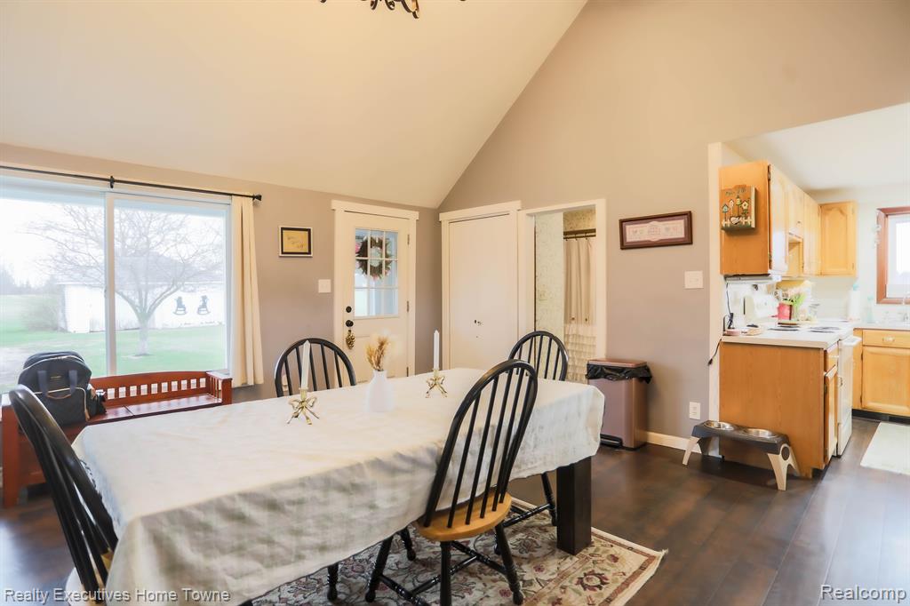 6123 Fargo Road Avoca, MI 48006 - Photo 14 of 48