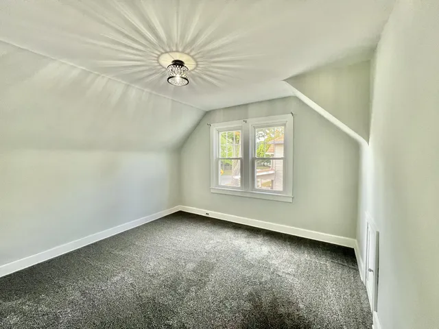 $239,999 | 95 South West Street, Hillsdale, MI 49242