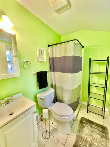 $239,999 | 95 South West Street, Hillsdale, MI 49242