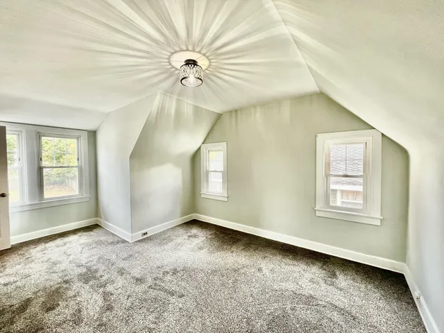 $239,999 | 95 South West Street, Hillsdale, MI 49242