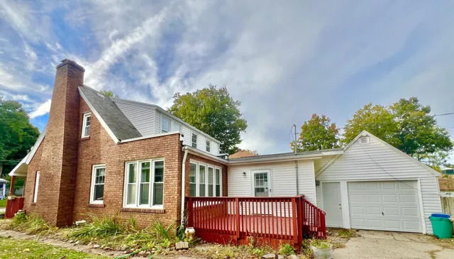 $239,999 | 95 South West Street, Hillsdale, MI 49242