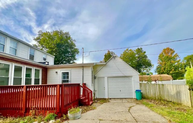 $239,999 | 95 South West Street, Hillsdale, MI 49242