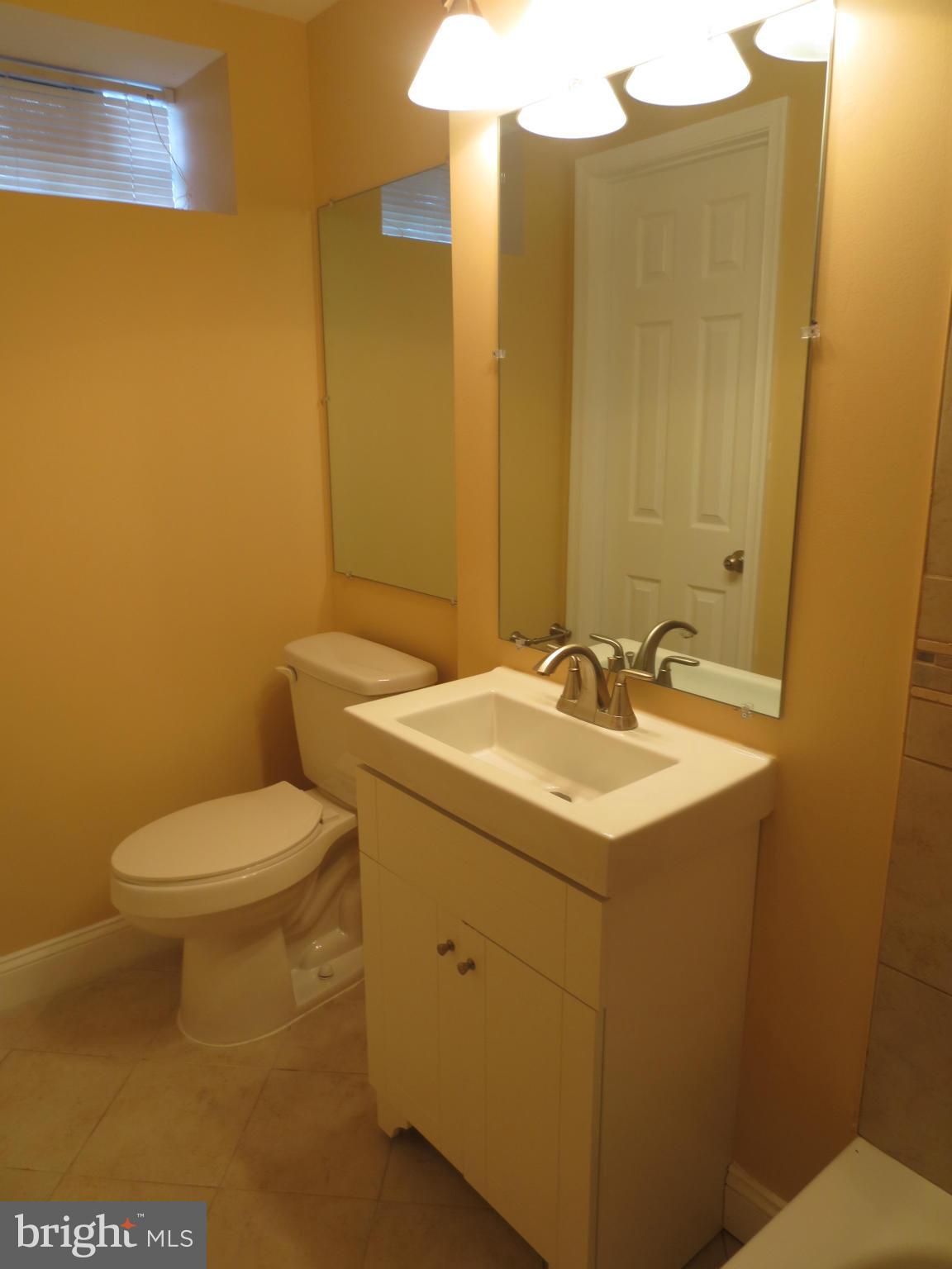 1658 Ralworth Road Baltimore, MD 21218 - Photo 22 of 27 Basement Bath