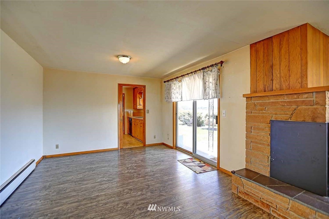 19957 Dry Slough Road Mount Vernon, WA 98273 - Photo 6 of 23 Gallery Image 6