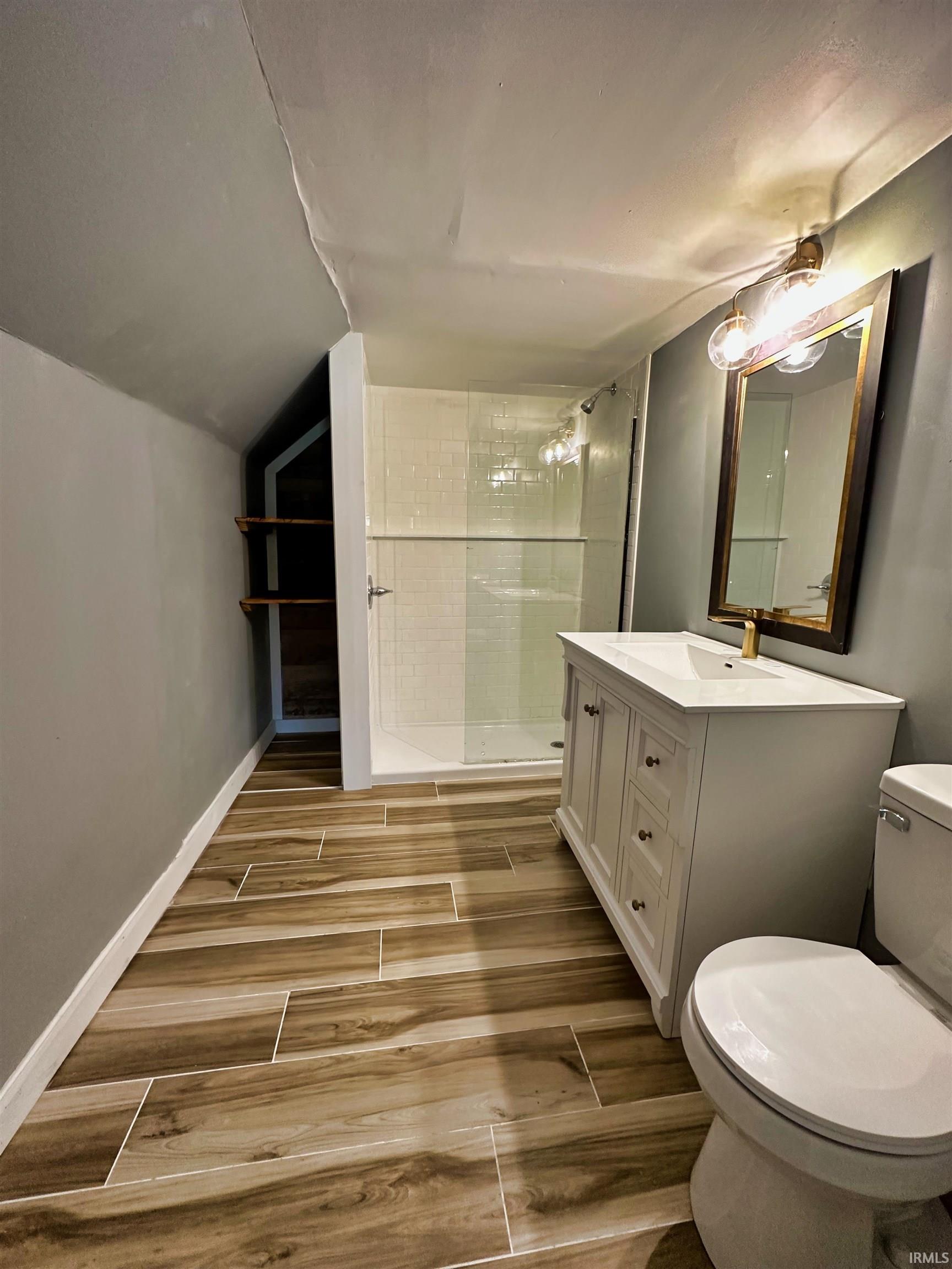 7186 East Sylvania Road Bloomfield, IN 47424 - Photo 15 of 33 Gallery Image 15