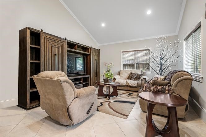 2526 Perez Road Pasadena, TX 77502 - Photo 3 of 15