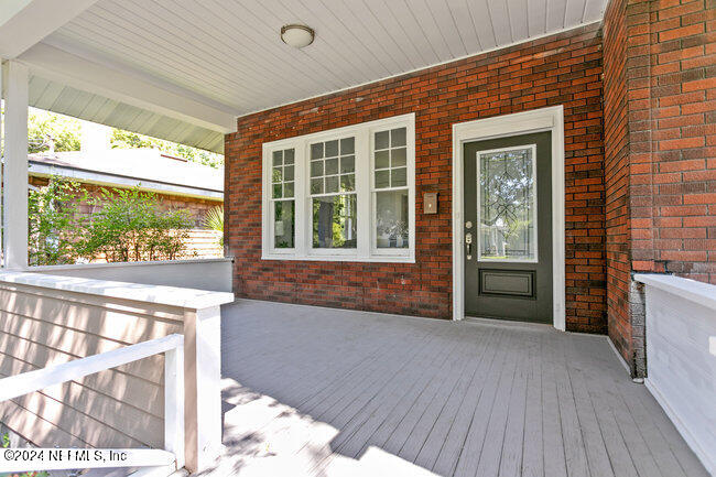 2735 Downing Street Jacksonville, FL 32205 - Photo 5 of 31 005_2735_downing_5