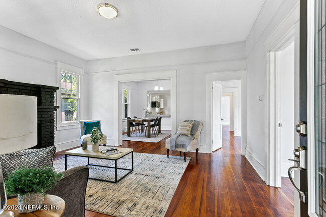 2735 Downing Street Jacksonville, FL 32205 - Photo 6 of 31 006_2735_downing_6