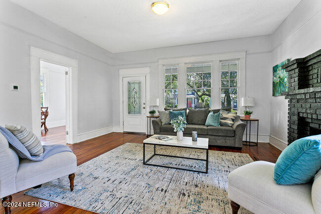 2735 Downing Street Jacksonville, FL 32205 - Photo 9 of 31 017_2735_downing_17