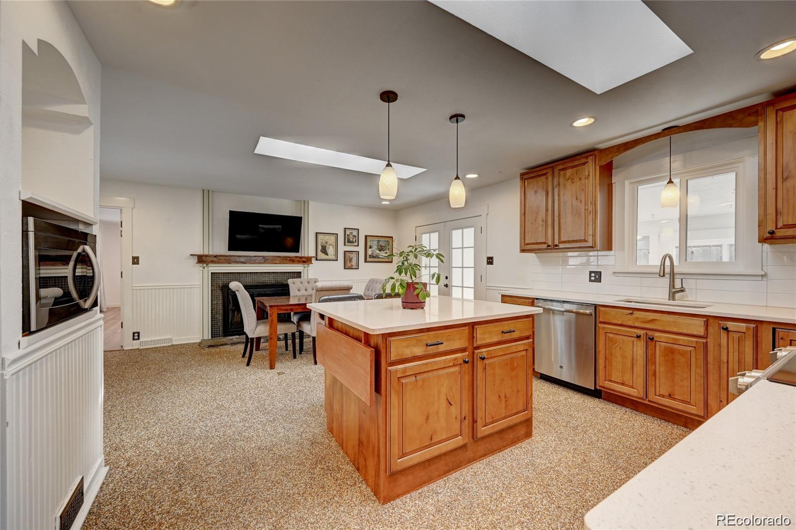 3155 Ward Court Wheat Ridge, CO 80215 - Photo 7 of 36 Gallery Image 7