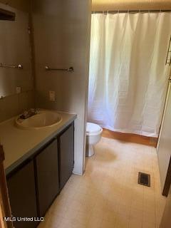 3753 Shiloh Road Courtland, MS 38620 - Photo 13 of 16 master bath