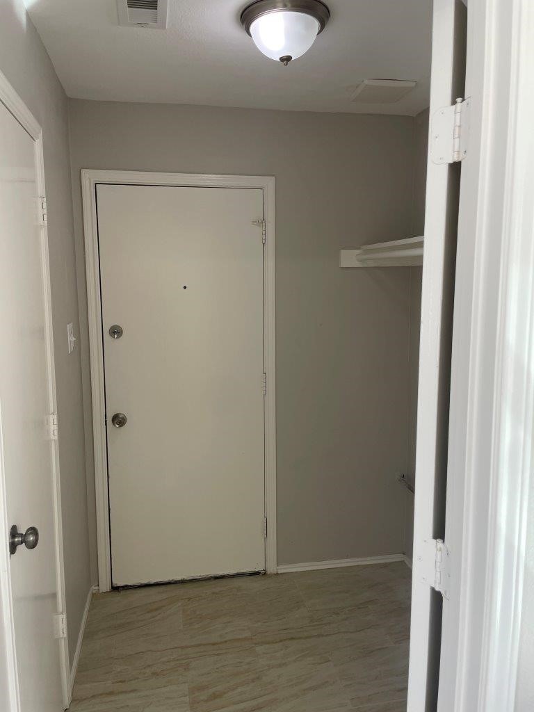 12704 Rio Nueces Lane Rosharon, TX 77583 - Photo 11 of 41 a view of small space