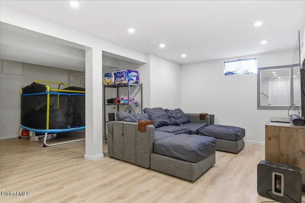 $599,900 | 61 Plank Road, Halfmoon, NY 12188