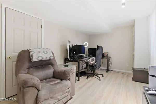 $599,900 | 61 Plank Road, Halfmoon, NY 12188