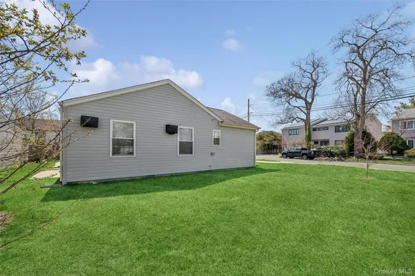 $679,000 | 2961 Allon Street, Oceanside, NY 11572