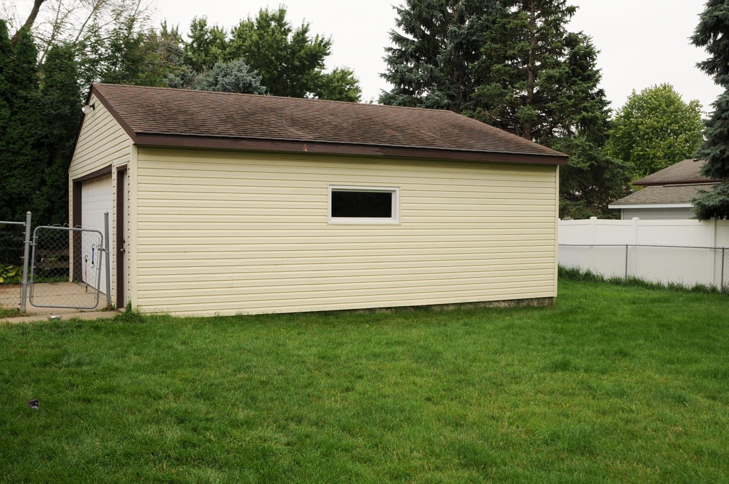 4923 22nd Avenue Northwest Rochester, MN 55901 - Photo 51 of 62