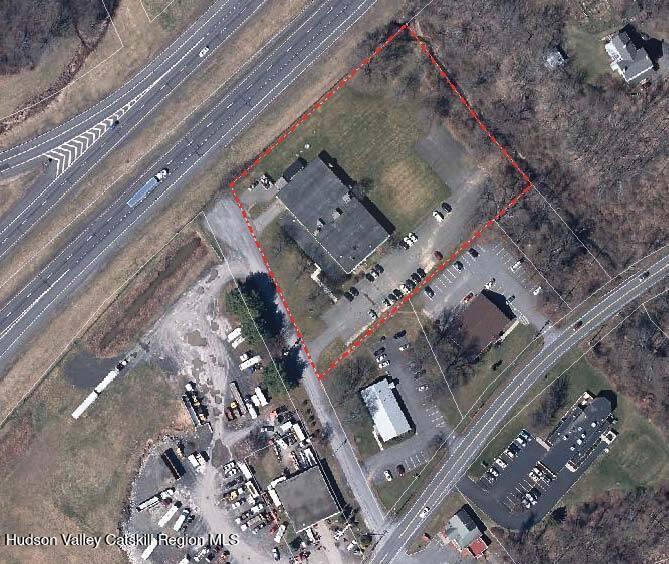 120 Wood Road Kingston, NY 12401 - Photo 4 of 5 a view of living room with furniture