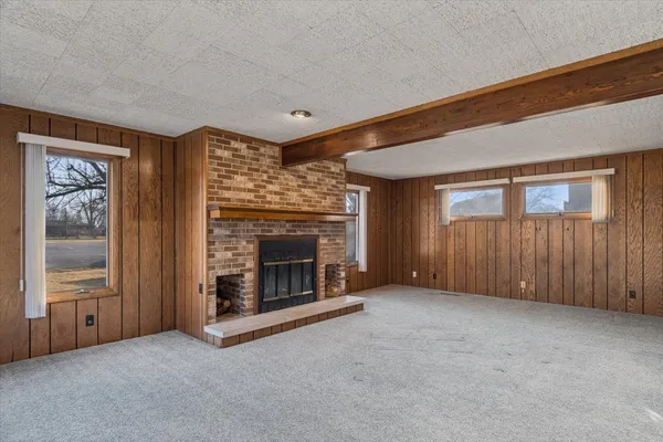 $310,000 | 1706 Avalon Avenue, Joliet, IL 60435
