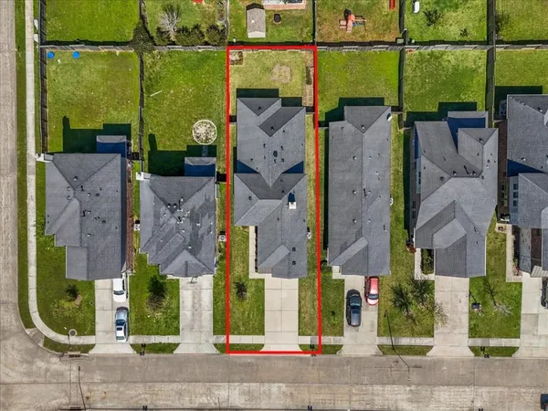 $289,000 | 5111 Bay Lane, Bacliff, TX 77518