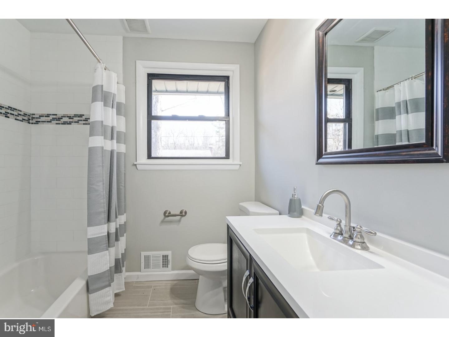 127 Country Club Road Pine Hill, NJ 08021 - Photo 15 of 25