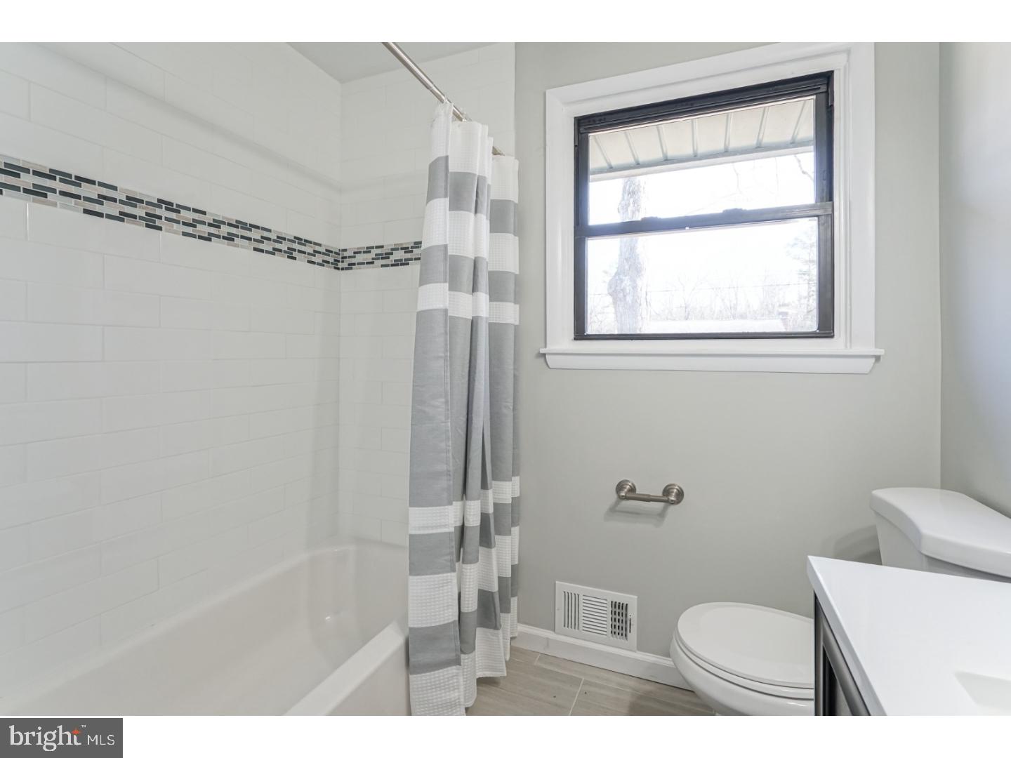 127 Country Club Road Pine Hill, NJ 08021 - Photo 16 of 25