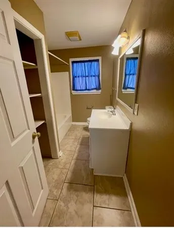 $1,400 | 2329 Lyndell Drive, Chalmette, LA 70043