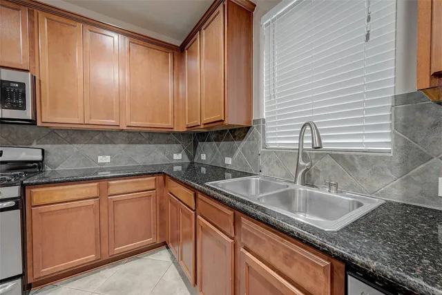 $2,275 | 74 San Simeon Drive, Manvel, TX 77578