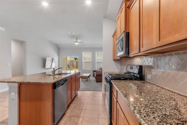 $2,100 | 8307 Dampton Lane, Austin, TX 78744