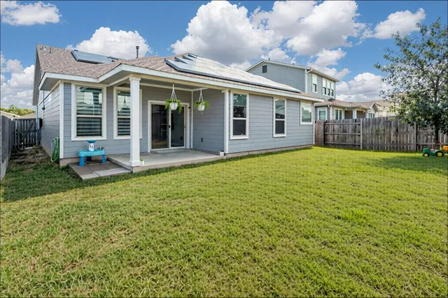 $2,100 | 8307 Dampton Lane, Austin, TX 78744