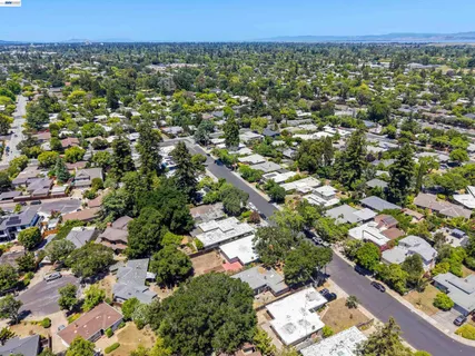 $1,995,000 | 4250 Ruthelma Avenue, Palo Alto, CA 94306