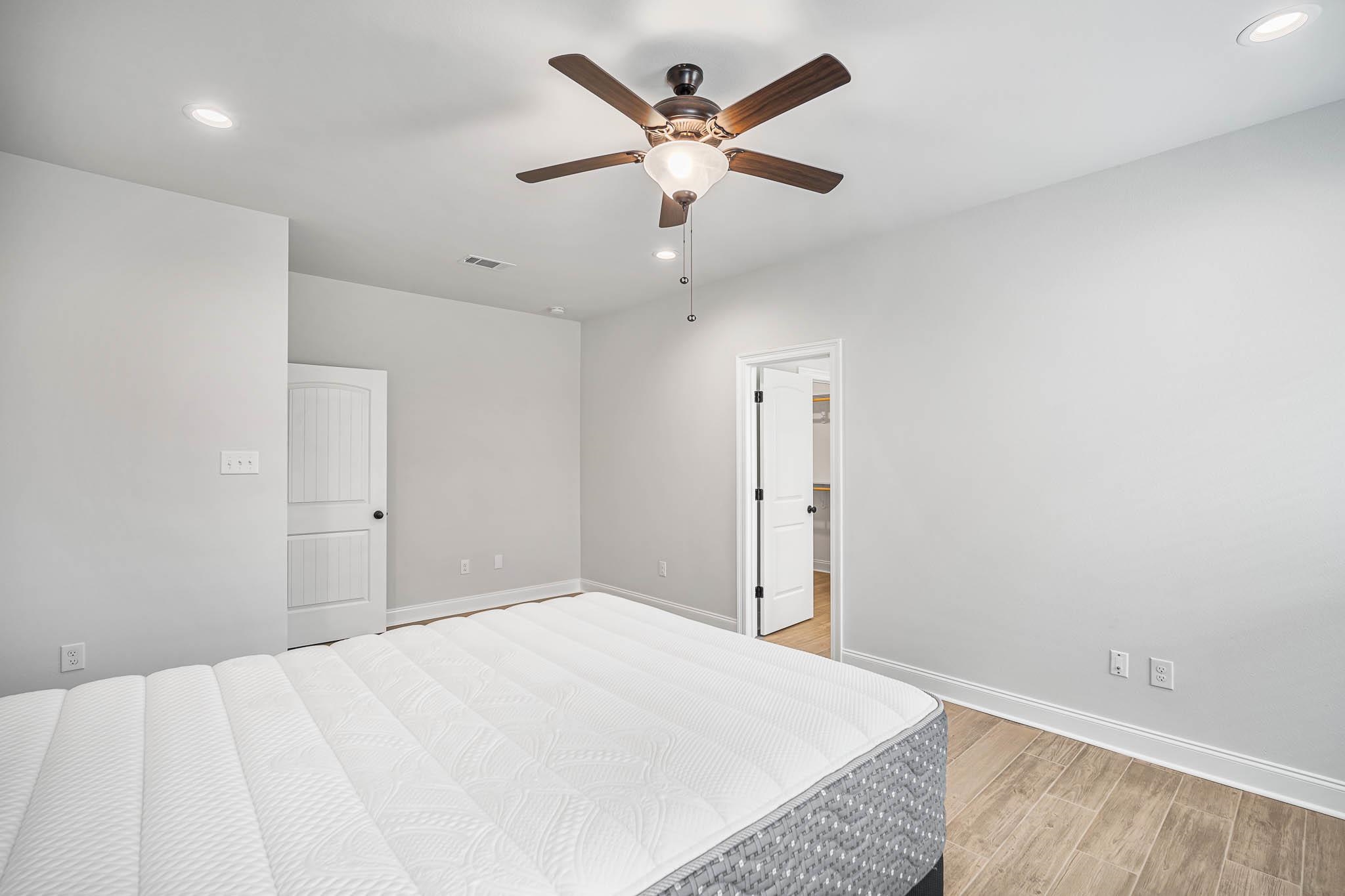 1521 Fenton Circle Foley, AL 36535 - Photo 10 of 24 Primary Bed